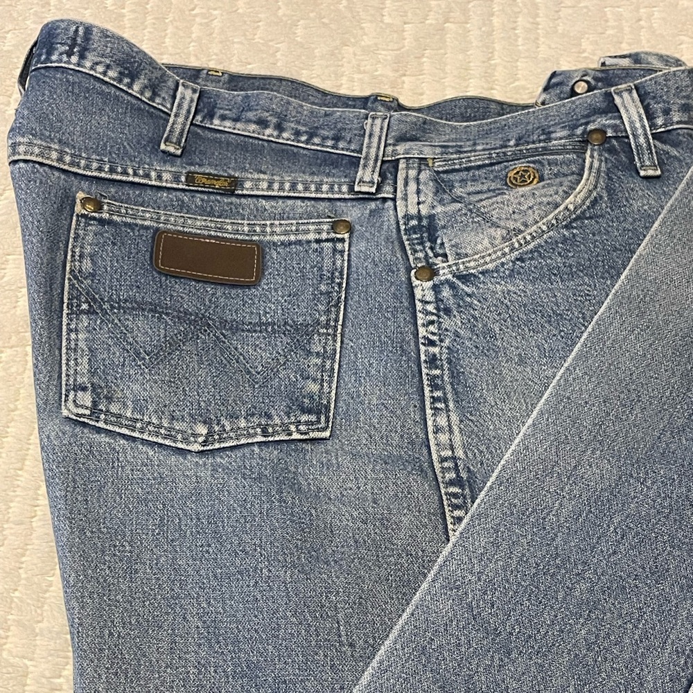 Men’s Wrangler George Strait Cowboy Cut Jeans 38x34